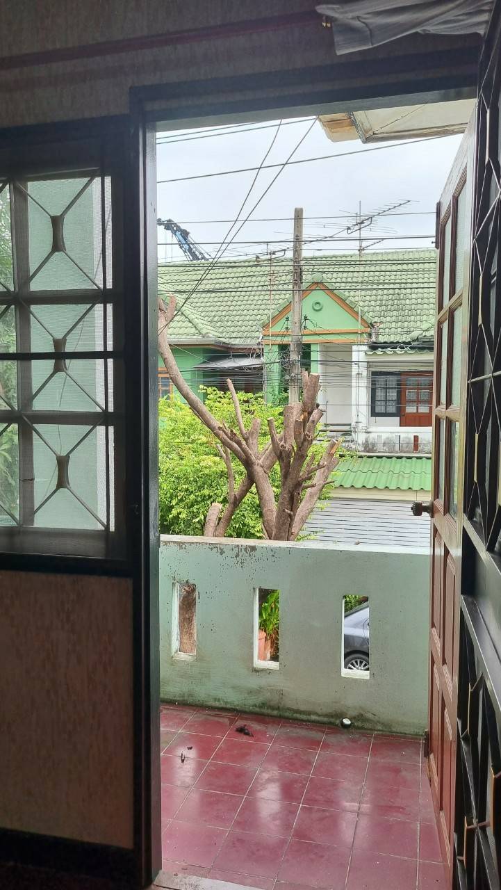 ขายทาวเฮ้าส์ทำเลดีราคาถูกแขวงสายไหม